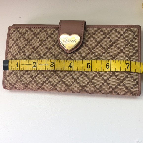 Gucci Long Wallet Rose with Gold Gucci Heart EUC - Picture 14 of 15